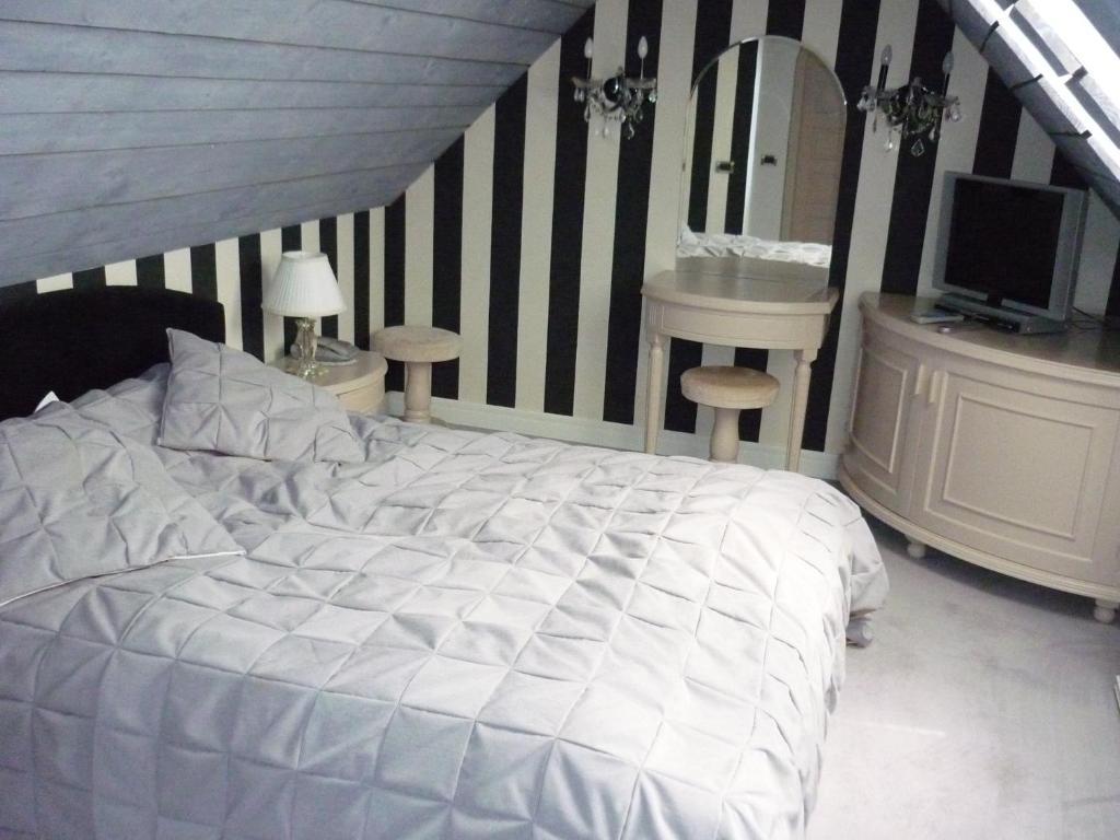 Vilele Lucia Luxury Mens Sana Sinaia Quarto foto
